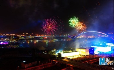 The skies over the Pudong New Area of Shanghai - home of the World Expo - lit up in a display of pyrotechnic brilliance last night. If the trial run is anything to go by, Friday night's fireworks to usher in the long-anticipated opening of the six-month Expo will go off with a bang ... well, many bangs. And the Shanghai Meteorological Bureau said yesterday we can expect slightly cloudy, fine and warm weather on Friday and Saturday, just the ticket for a wow-factor World Expo.