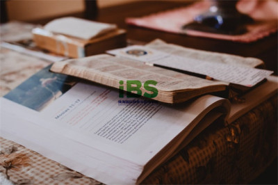 photo-of-open-books-on-table-4372319.jpg photo-of-open-books-on-table-4372319.jpg