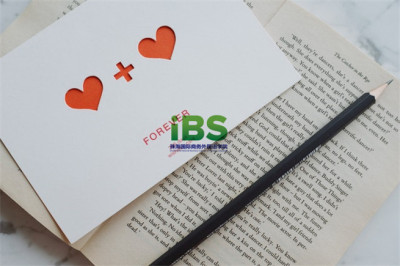 card-with-heart-shapes-3847627.jpg card-with-heart-shapes-3847627.jpg