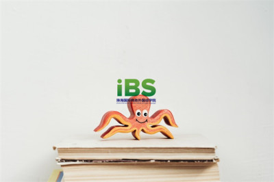 wooden-octopus-figurine-on-book-3661238.jpg wooden-octopus-figurine-on-book-3661238.jpg