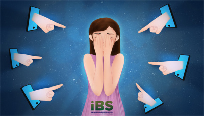 摄图网_401799195_在网上被指责的女孩(企业商用).jpg 摄图网_401799195_在网上被指责的女孩(企业商用).jpg