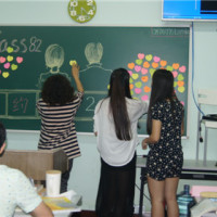 iBS英语82班520主题班会—— 爱要大声sing出来