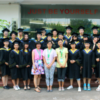 全日制英语81班毕业照