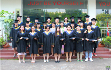 全日制英语79班毕业照