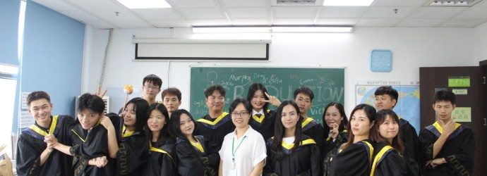 全日制英语197班毕业照留念