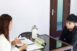 2023年青少年暑假英语勤学营开班照,暑假封闭英语培训班