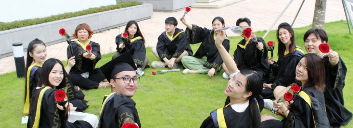 全日制英语211班毕业照留念