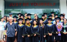 没有套路，满满是真诚  iBS全日制英语97班毕业合影