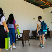 广东封闭式英语学校的常见人群？