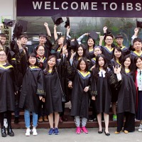 再见，青春！全日制英语124班毕业合影