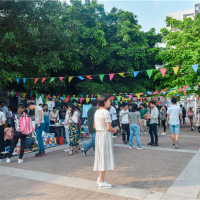 iBS丨跳蚤市场完美落幕，纯英文你hold住了吗？
