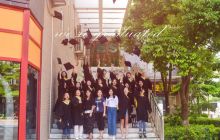 iBS丨岁月葱茏，时光不变——全日制英语143班毕业留念