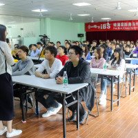 学习热情迎春绽放！全日制英语3月初新班开班播报