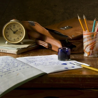 特殊时期，学校无法正常开学，学生如何做到在家高效线上听课?