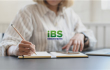 不知道，你只会说I don′t know吗？不知道英语怎么说