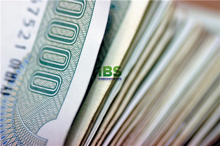 留学预估费用大概在多少，中产阶级值得去留学吗？