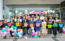 毕业照| 愿你们奔向更明亮的明天