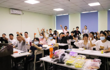 日语78&75班擦出“爱火花”