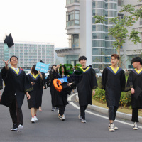 成人零基础去什么学校学英语比较好？