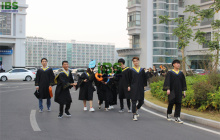 全封闭学校在哪里，全面提高英语的学习方法有哪些？