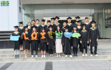 成人英语哪里学，有没有好的全日制英语学校推荐？