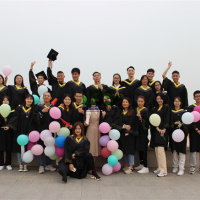 成人英语培训班收费标准是怎样的？