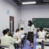 iBS | 英语214班开班啦，未来一起逐梦英语！