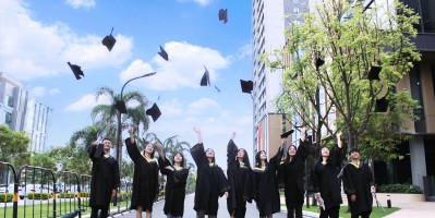 iBS毕业照 | 再见，时光里最美好的遇见！