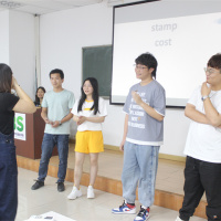 全日制英语学校的食宿一体化模式