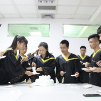 深圳成人全日制英语培训学校怎么选？