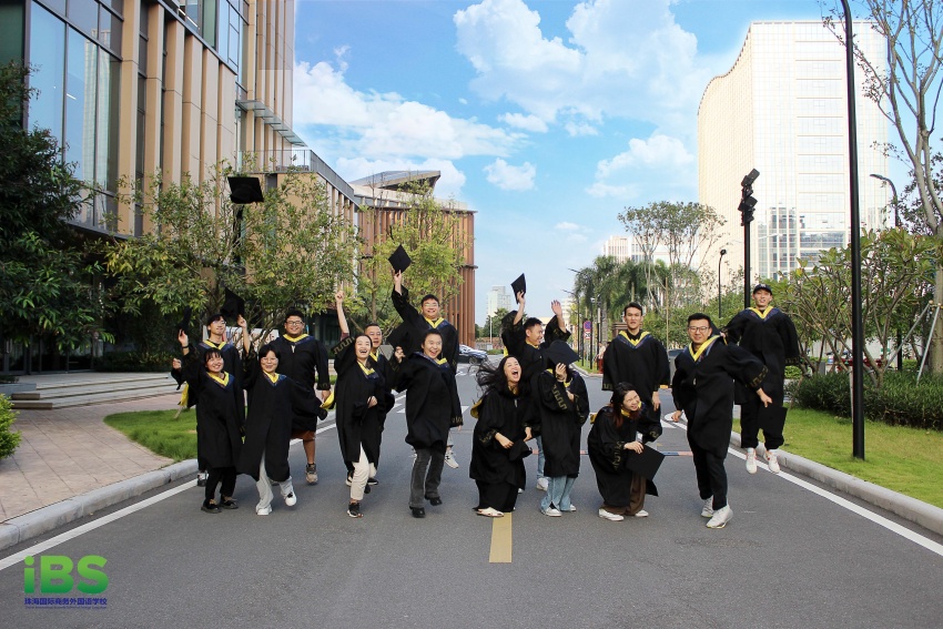 <a class='keyword' href='https://www.zhibs.net/courses/236/' title='广州零基础英语口语' target='_black' rel=''>广州零基础英语口语</a>怎么学习？怎么才能提高？.jpg